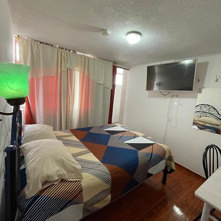 Hostal La Escondida De Quito Del Norte Esterno foto